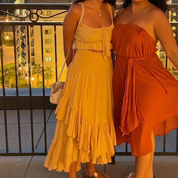 Corazon Crop Top and The Convertible Skirt in yellow. Free People. - Picture 4 of 4